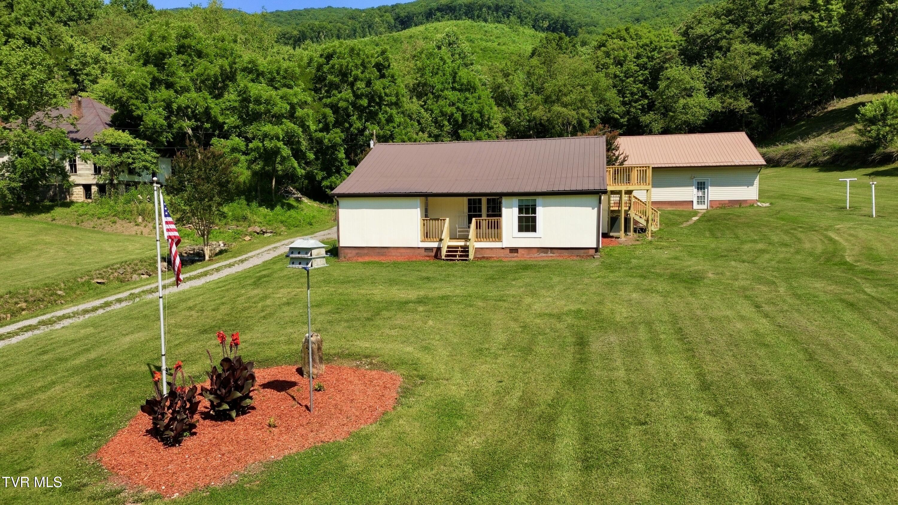 2575 Mendota Road Mendota, VA 24270 - Photo 3 of 57 dji_fly_20260422_202948_41_1782491900226
