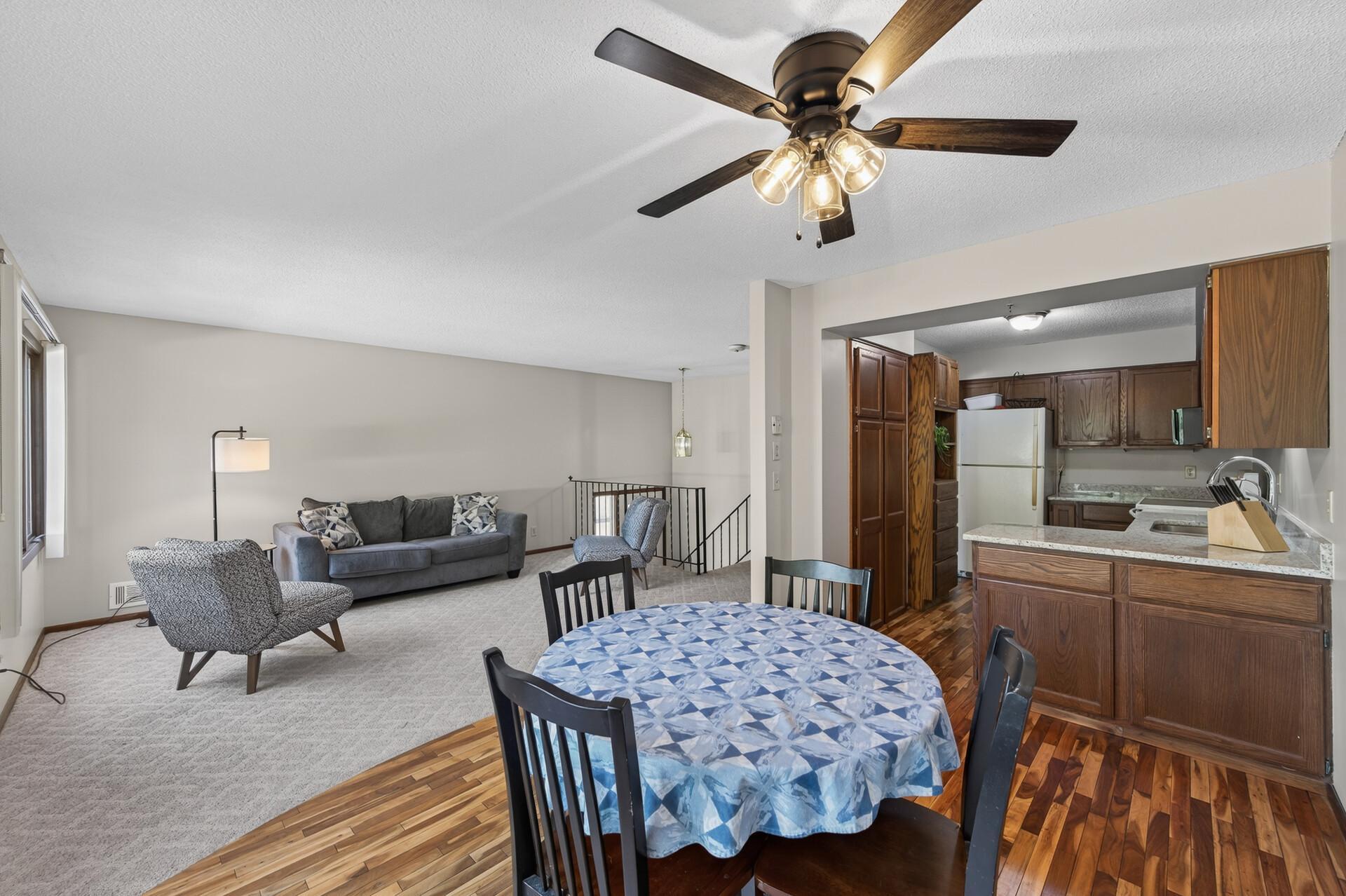 4664 Ridge Cliff Drive Eagan, MN 55122 - Photo 18 of 36