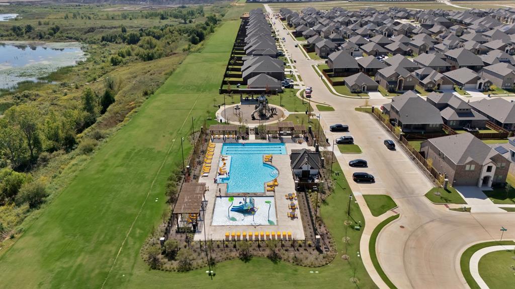 10321 Geode Street Aubrey, TX 76227 - Photo 5 of 39