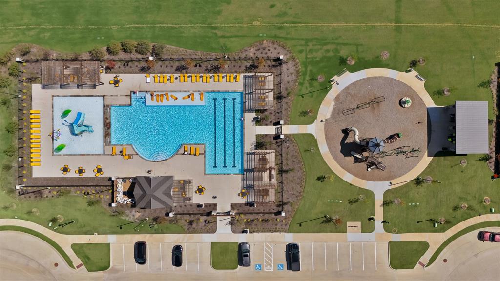 10321 Geode Street Aubrey, TX 76227 - Photo 6 of 39