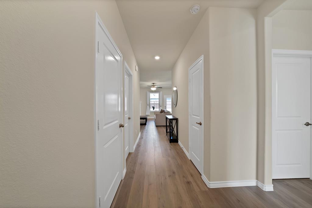 10321 Geode Street Aubrey, TX 76227 - Photo 7 of 39