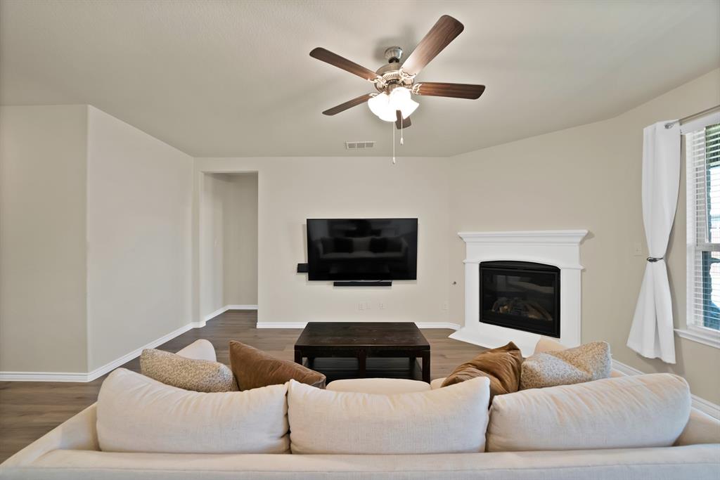 10321 Geode Street Aubrey, TX 76227 - Photo 10 of 39