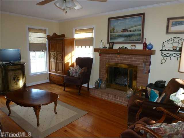 3215 Rolling Road High Point, NC 27265 - Photo 7 of 16 Den/Family/Great Room. Family Room
