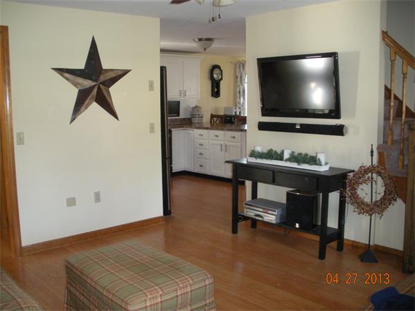 5 Spring Street Douglas, MA 01516 - Photo 8 of 19