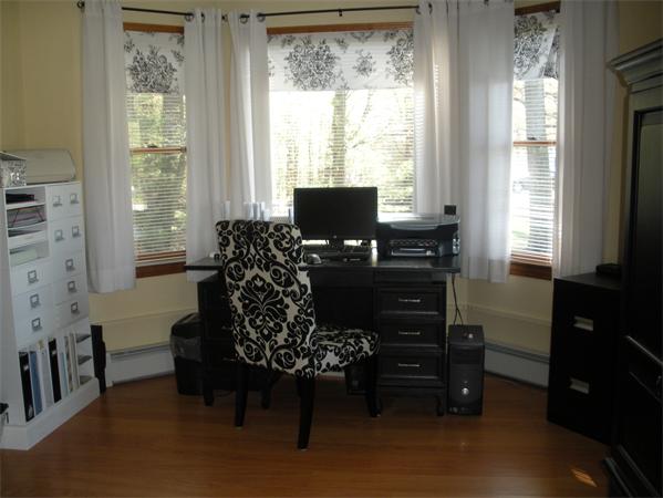 5 Spring Street Douglas, MA 01516 - Photo 10 of 19