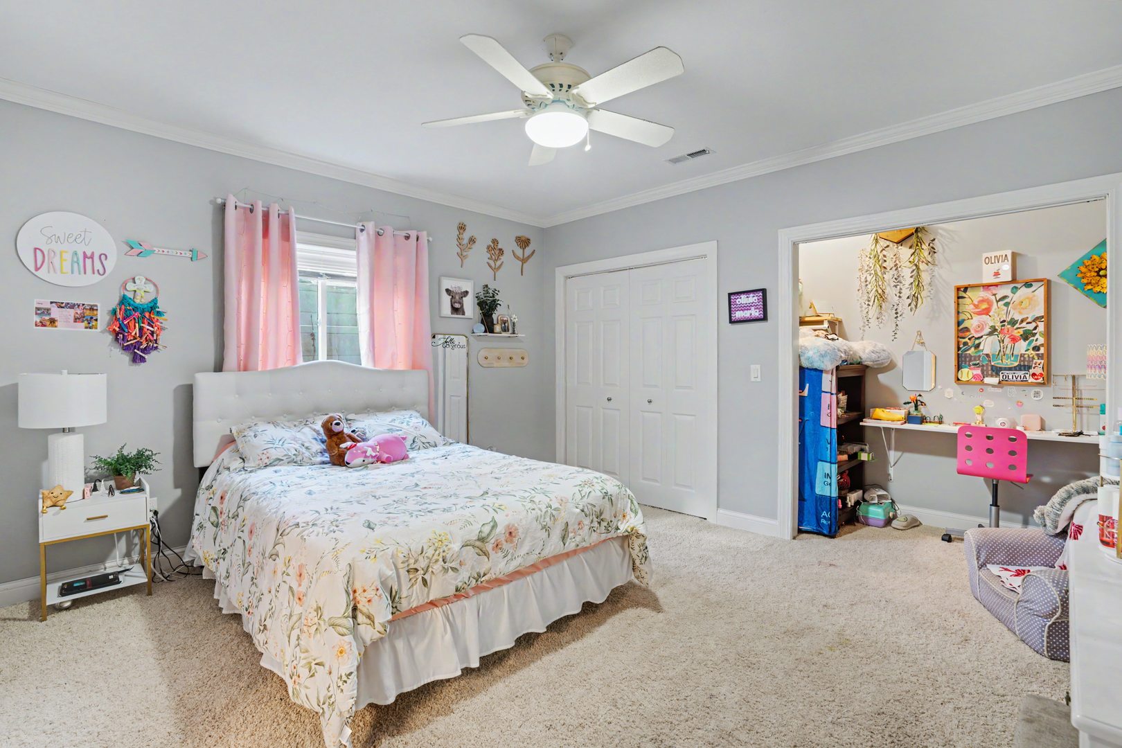 918 Melody Hills Fulton, IL 61252 - Photo 24 of 43 a bedroom with a bed and dresser