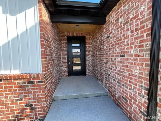 $675,000 | 3122 Ashville Drive, Glen Carbon, IL 62034