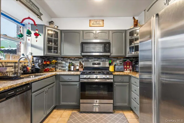 $695,000 | 2761 Hering Avenue | Laconia