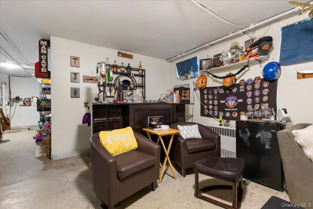 $695,000 | 2761 Hering Avenue | Laconia