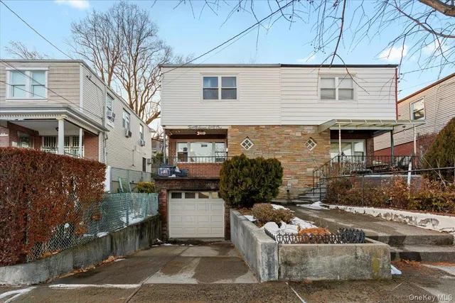 $695,000 | 2761 Hering Avenue | Laconia