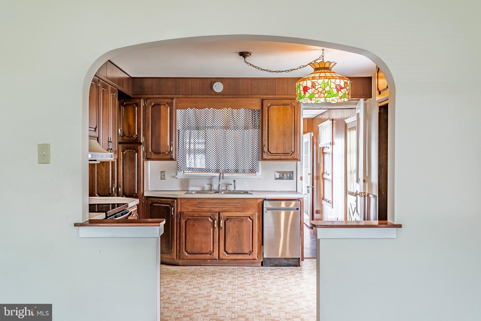 4224 East Texas Road Allentown, PA 18103 - Photo 8 of 29 Gallery Image 8