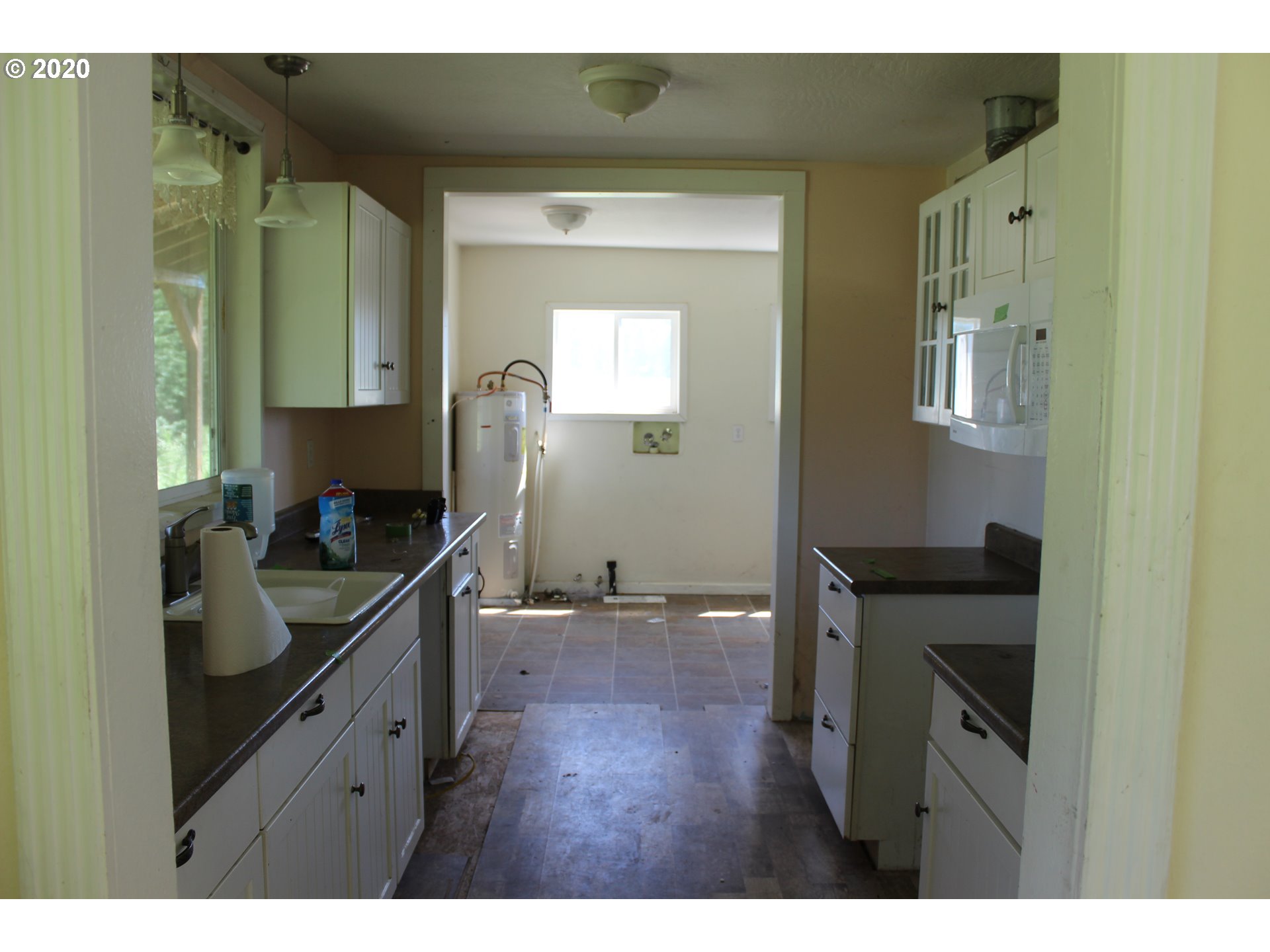 37856 M J Chase Road Springfield, OR 97478 - Photo 4 of 18