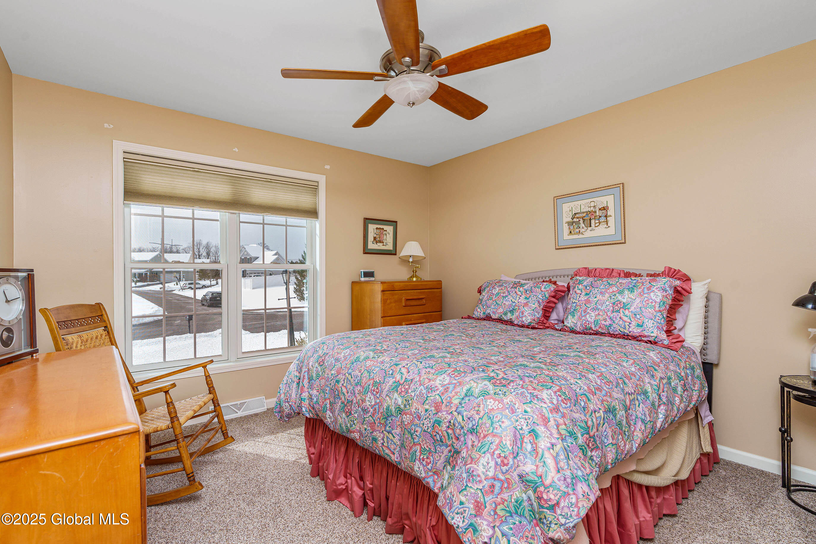 24 Trotter Road Bethlehem, NY 12158 - Photo 18 of 35 019-24-Trotter-Rd