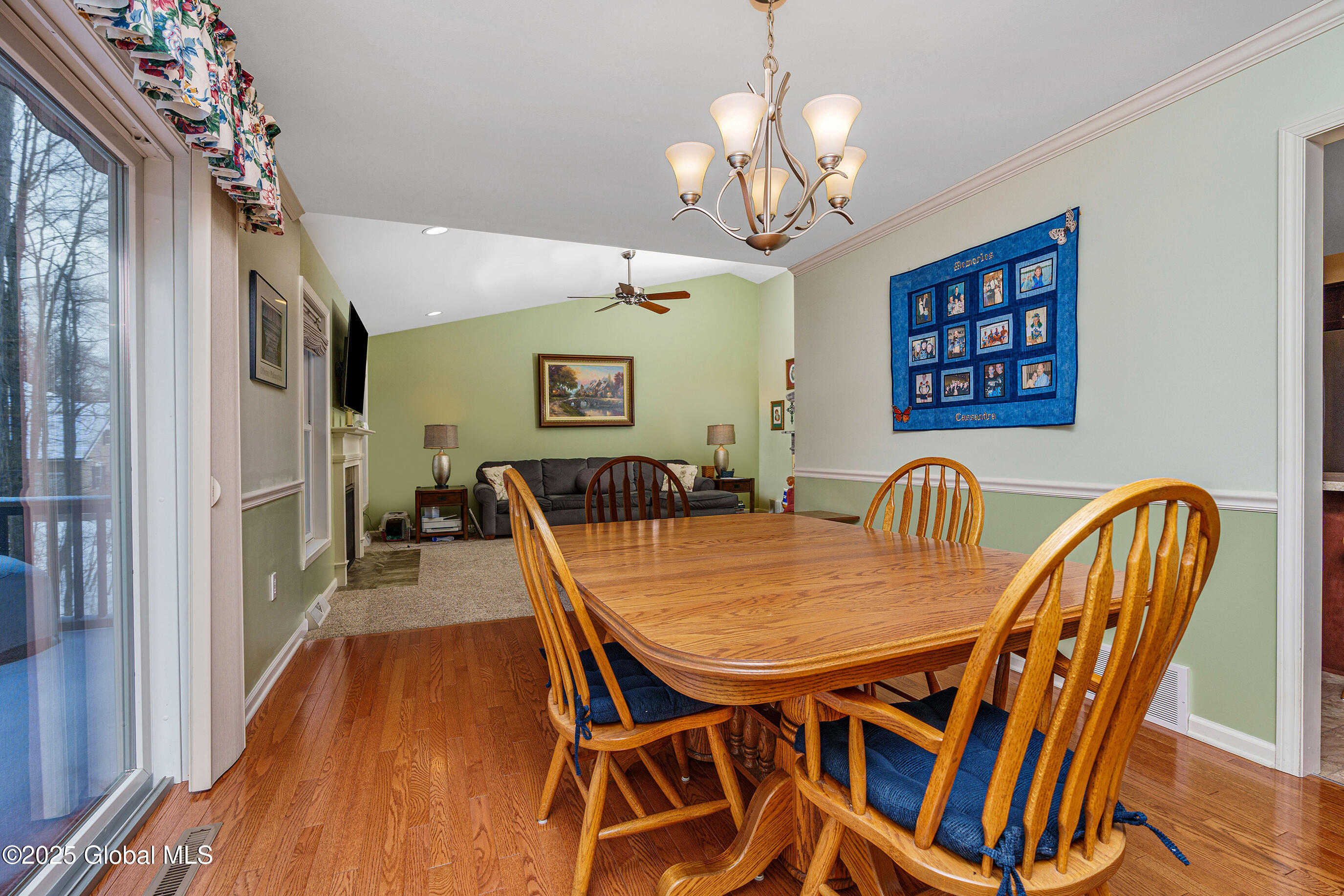 24 Trotter Road Bethlehem, NY 12158 - Photo 7 of 35 014-24-Trotter-Rd