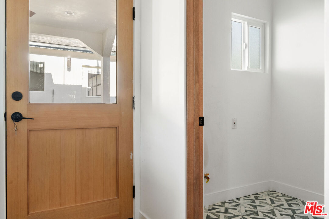 1795 Morada Place Altadena, CA 91001 - Photo 13 of 41 a bathroom with a window