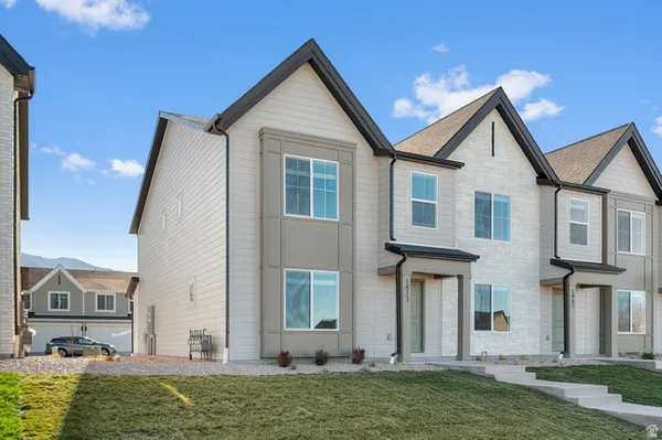 $374,990 | 1875 East Corriente Drive, Unit 1172, Salem, UT 84653