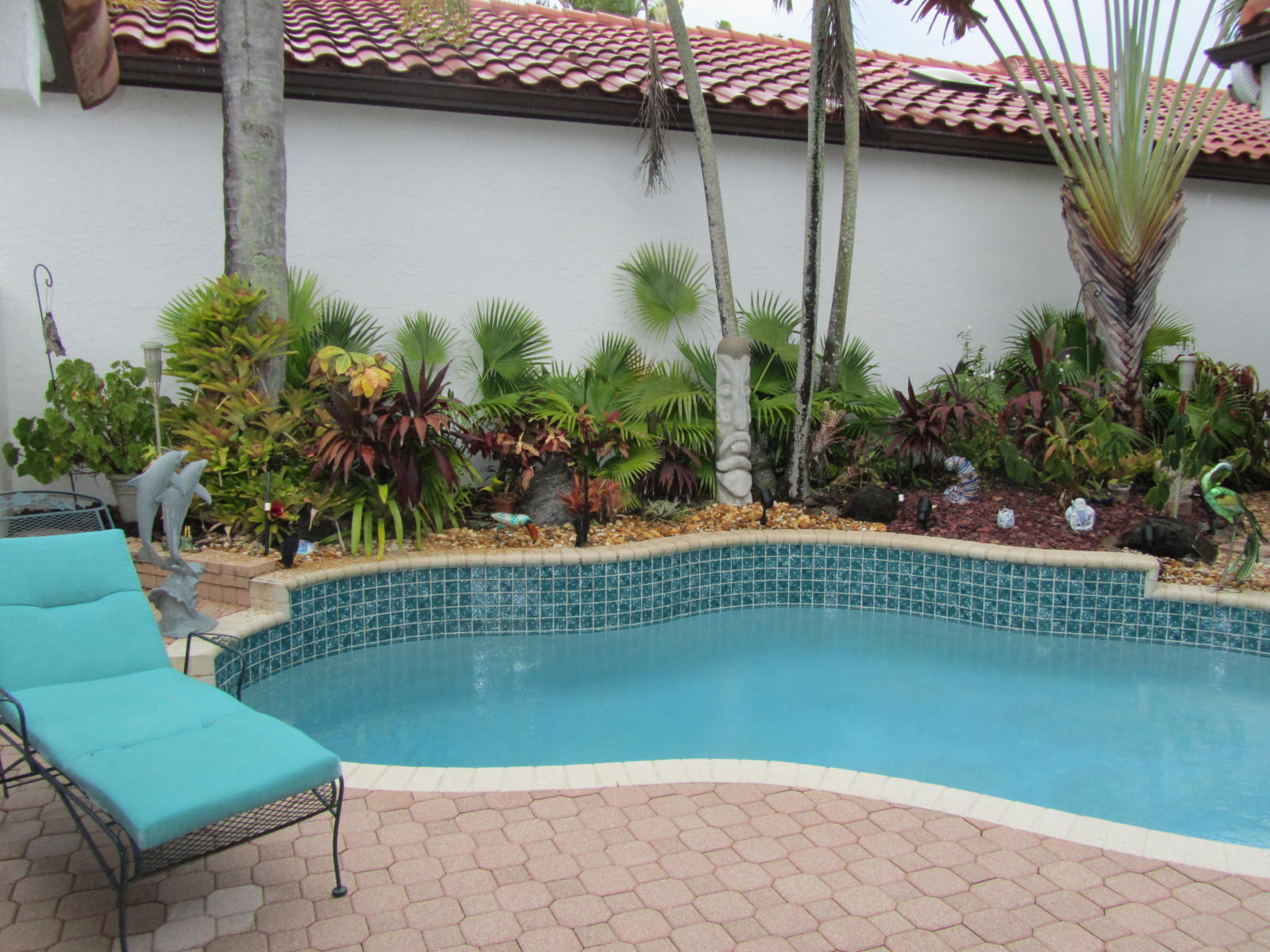 23184 Via Stel Boca Raton, FL 33433 - Photo 11 of 26 pool and courtyard