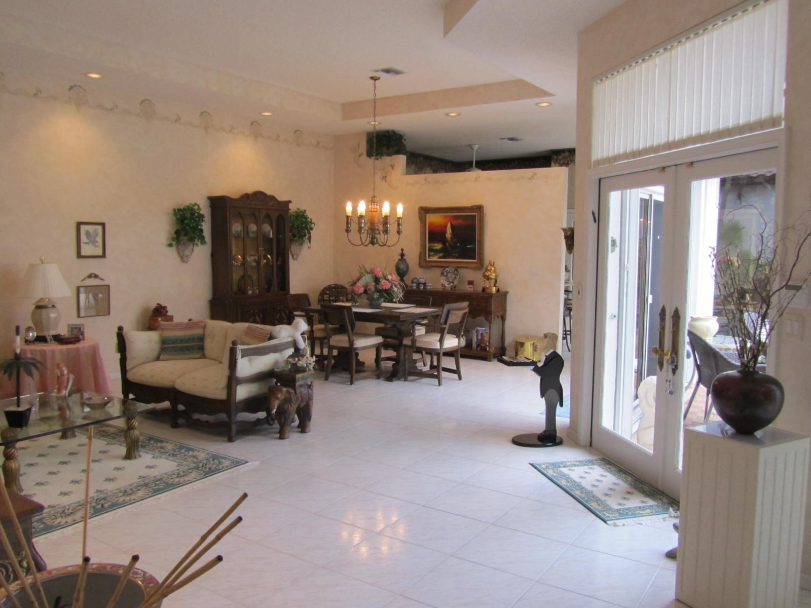 23184 Via Stel Boca Raton, FL 33433 - Photo 7 of 26 living area