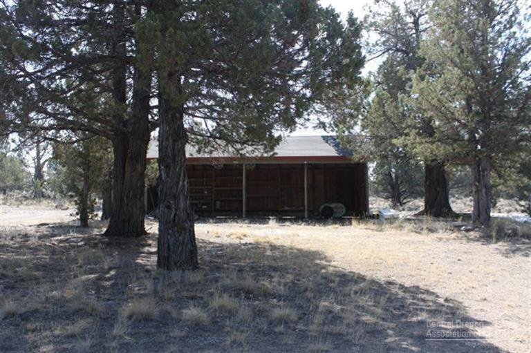 66275 Gerking Market Road Bend, OR 97703 - Photo 21 of 25 Storage shed