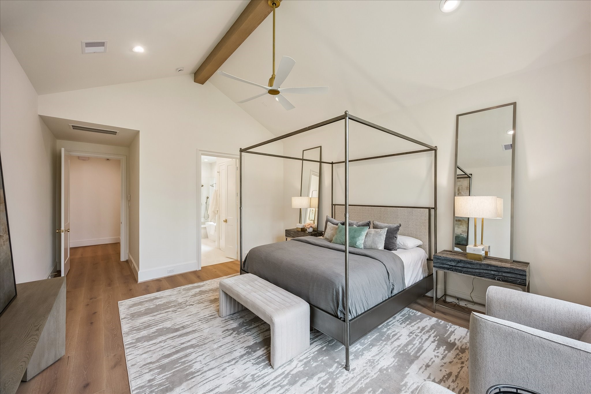 1618 Ronson Road Houston, TX 77055 - Photo 21 of 43 Primary retreat (first floor)