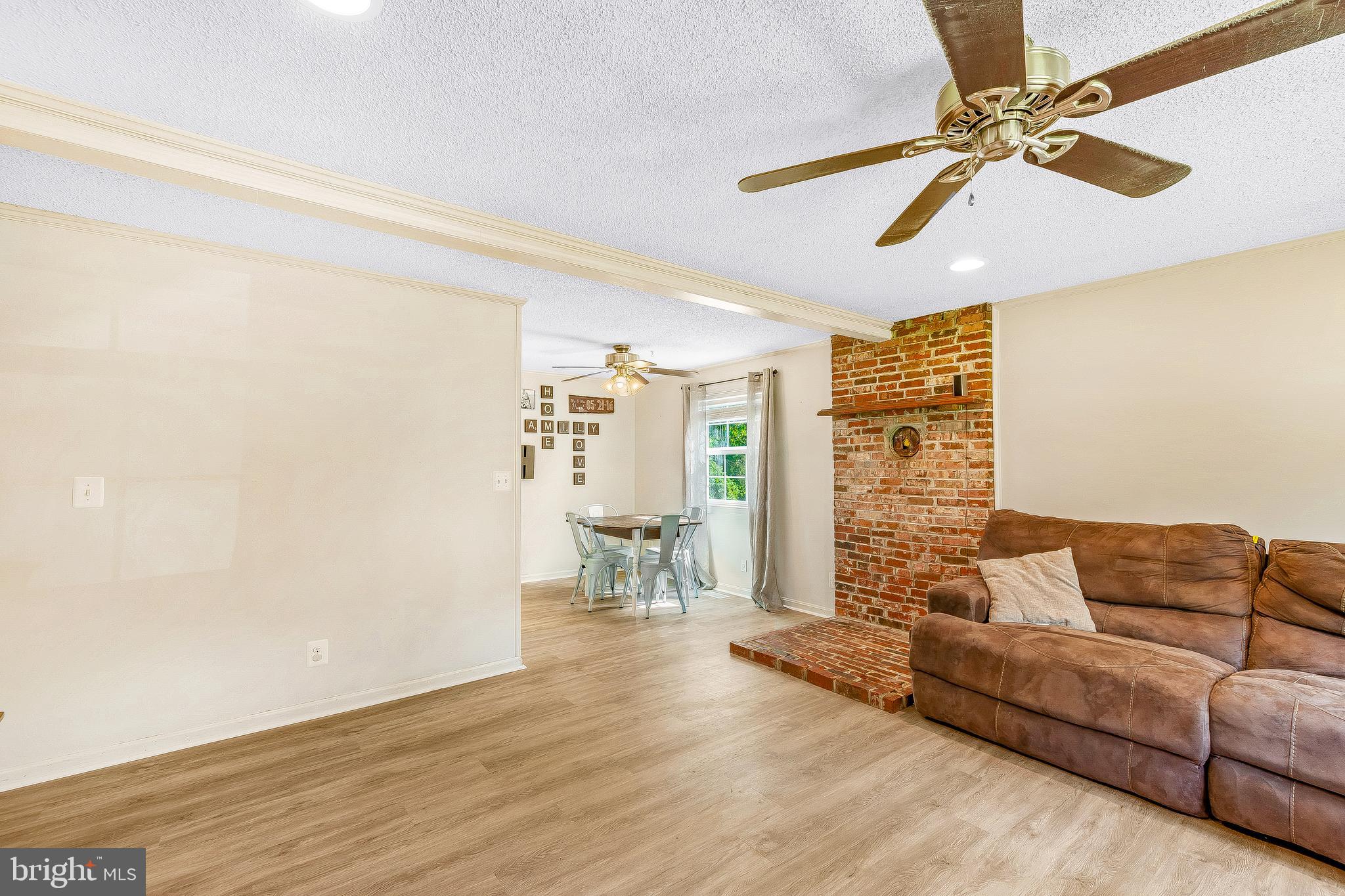 1158 Calvert Beach Road St. Leonard, MD 20685 - Photo 5 of 30 Family room off entry