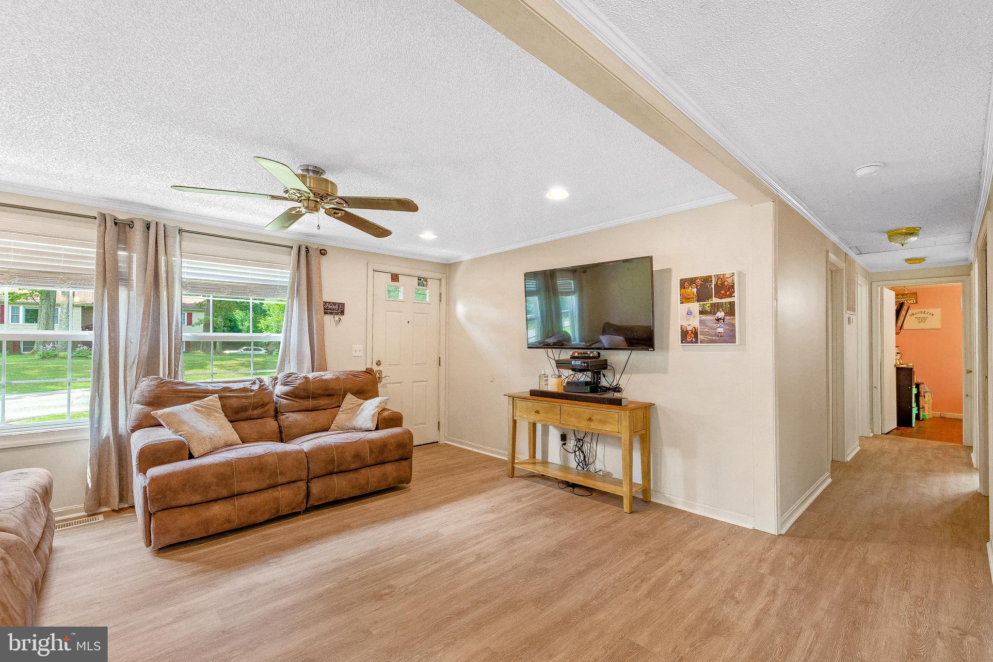 1158 Calvert Beach Road St. Leonard, MD 20685 - Photo 8 of 30 Family open to rest of home