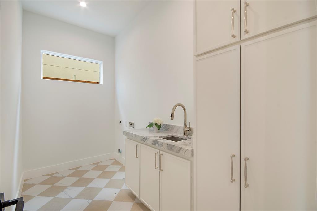 6628 Lockheed Avenue Dallas, TX 75209 - Photo 8 of 40