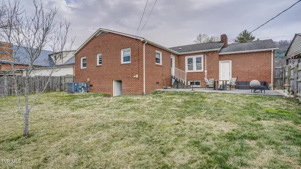 $279,900 | 235 South Mohawk Drive, Erwin, TN 37650
