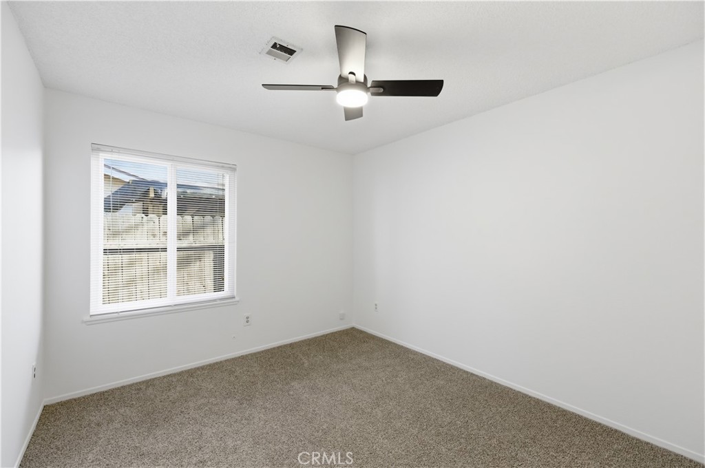 7035 Batavia Way Riverside, CA 92503 - Photo 12 of 26