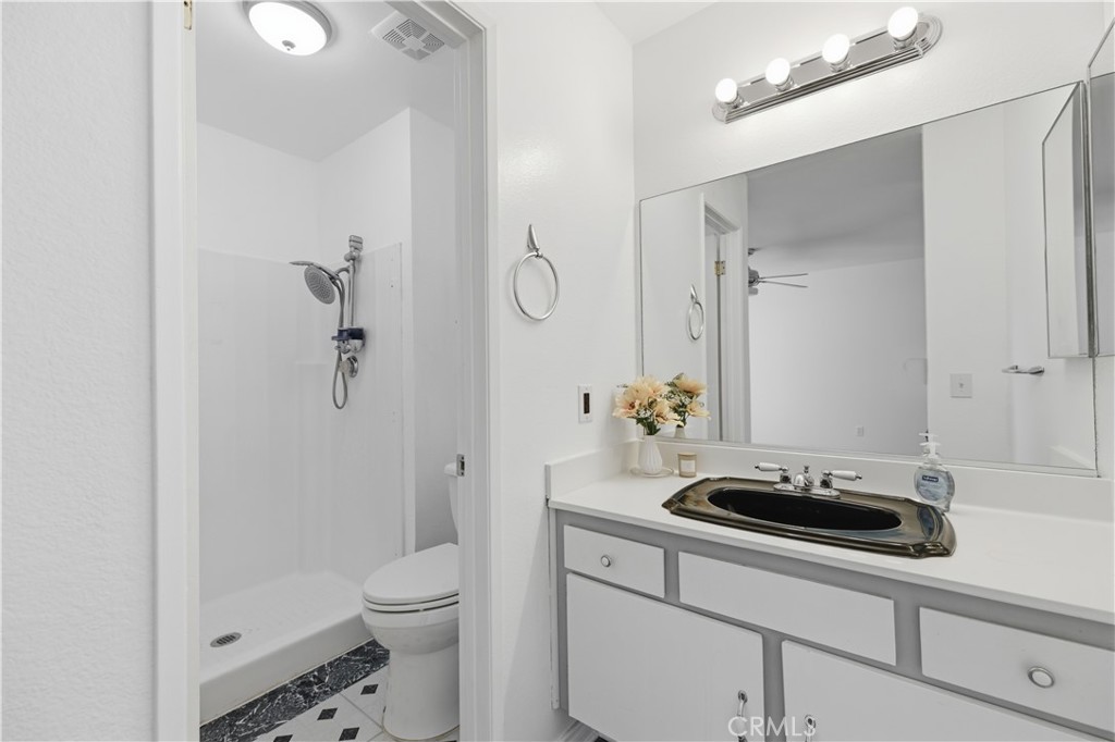 7035 Batavia Way Riverside, CA 92503 - Photo 16 of 26