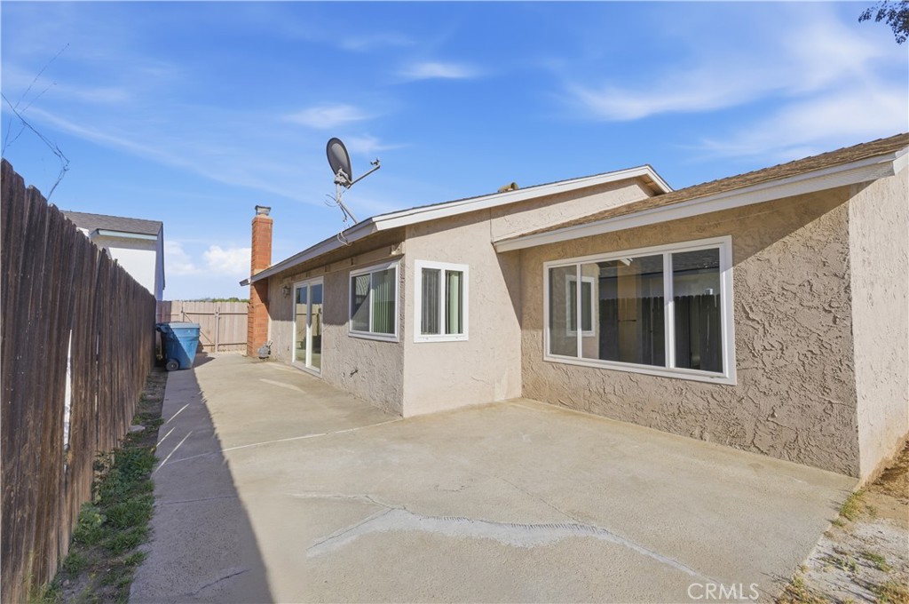 7035 Batavia Way Riverside, CA 92503 - Photo 18 of 26