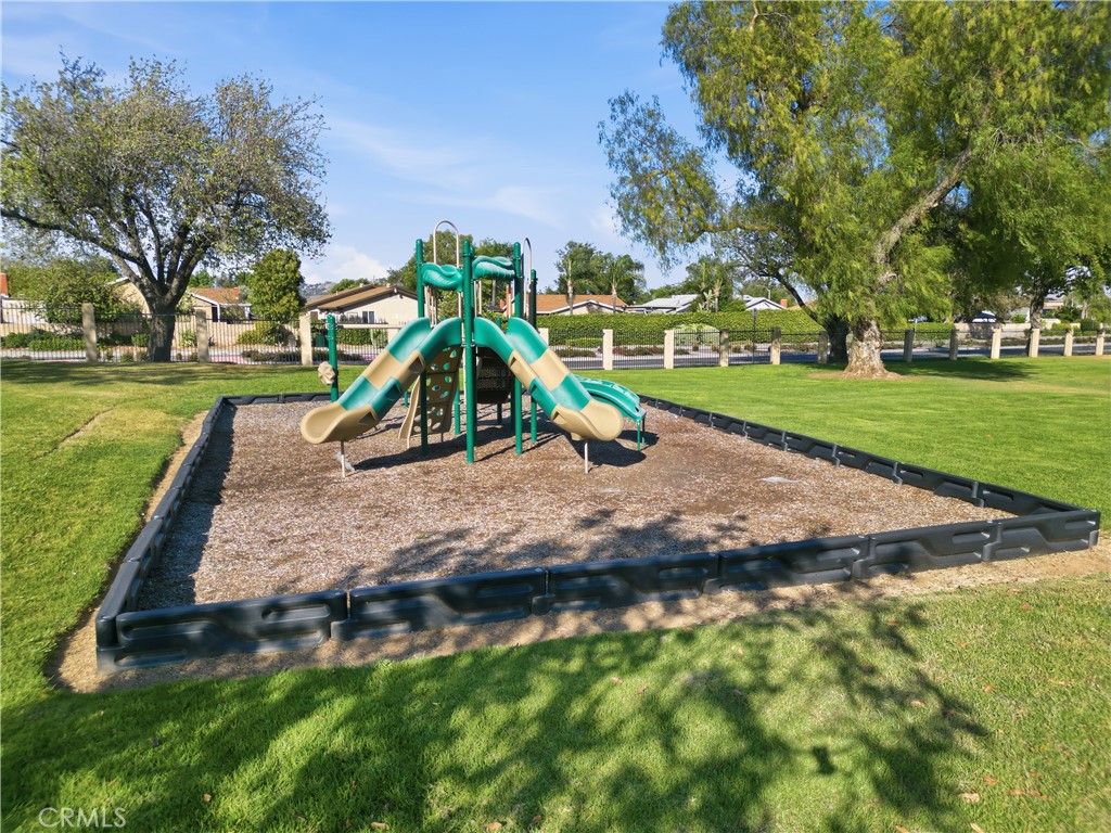 7035 Batavia Way Riverside, CA 92503 - Photo 24 of 26