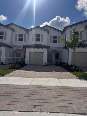 $2,600 | 2444 Southeast 29th Street, Homestead, FL 33035