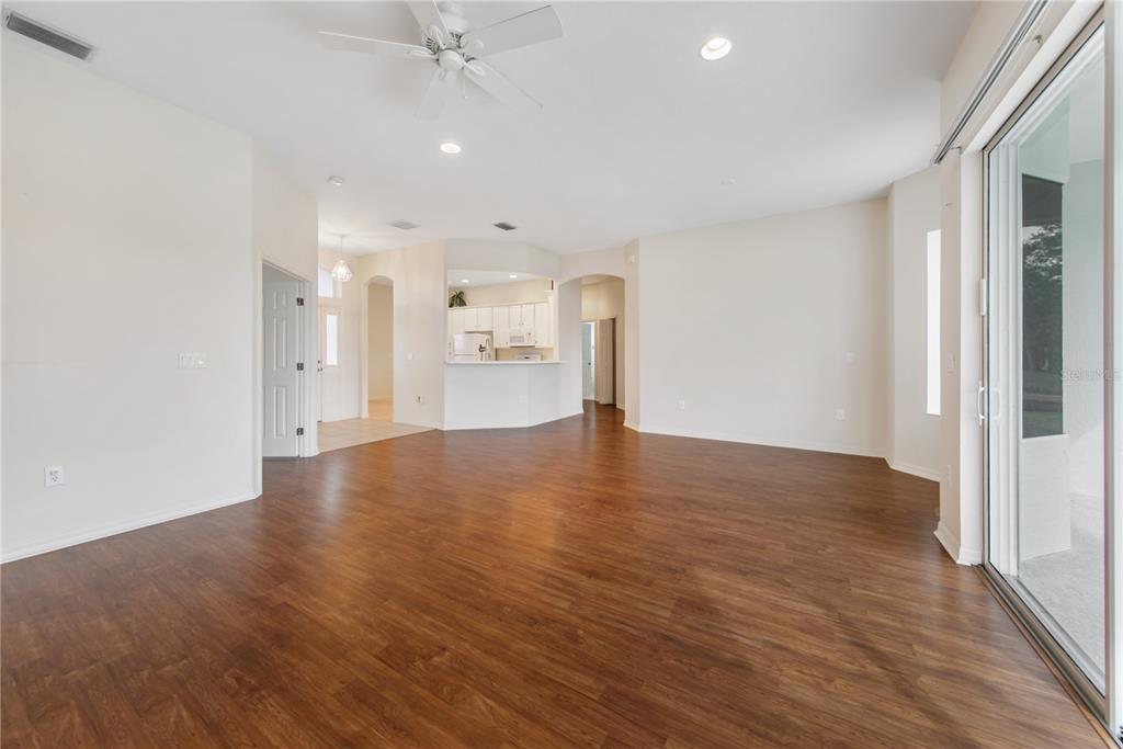 6505 Copper Ridge Trail University Park, FL 34201 - Photo 4 of 17 Gallery Image 4