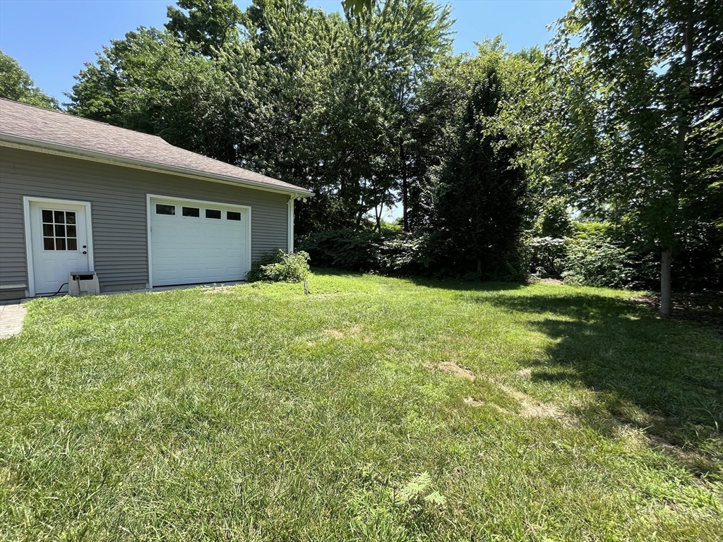 20 Gaspee Street Chicopee, MA 01013 - Photo 29 of 30