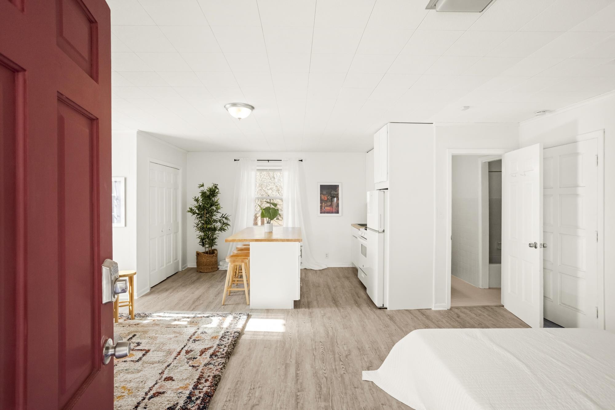 215 Donna Drive, Unit EFFICIENCY Madison, TN 37115 - Photo 1 of 13