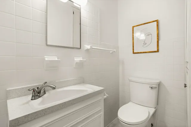 $1,050 | 215 Donna Drive, Unit EFFICIENCY, Madison, TN 37115