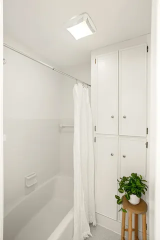 $1,050 | 215 Donna Drive, Unit EFFICIENCY, Madison, TN 37115