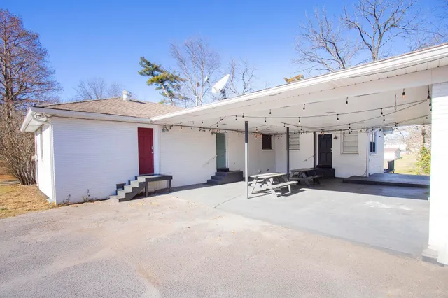 $1,050 | 215 Donna Drive, Unit EFFICIENCY, Madison, TN 37115