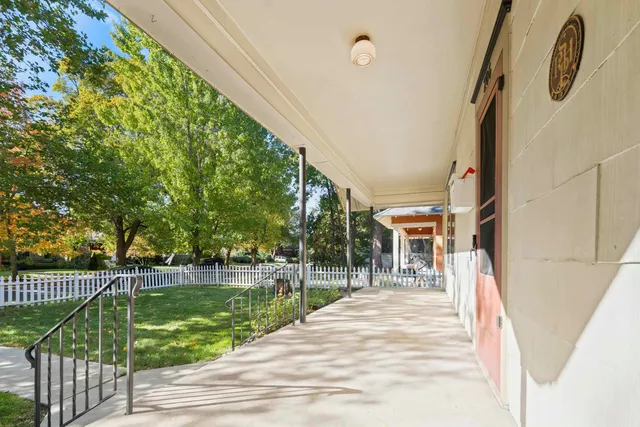 $474,900 | 206 West Waverly Place, Spokane, WA 99205