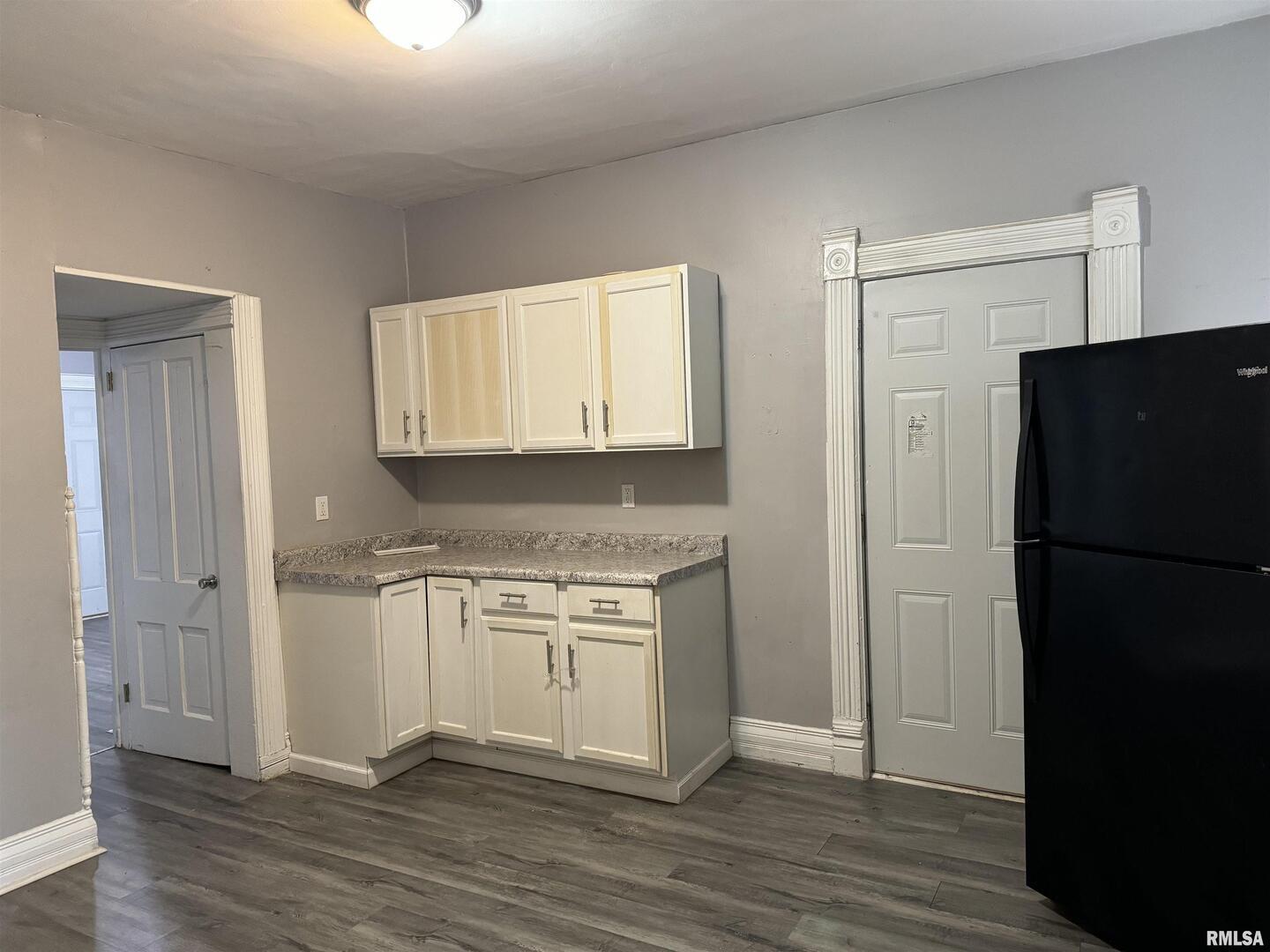 1007 29th Street Moline, IL 61265 - Photo 4 of 14 Gallery Image 4