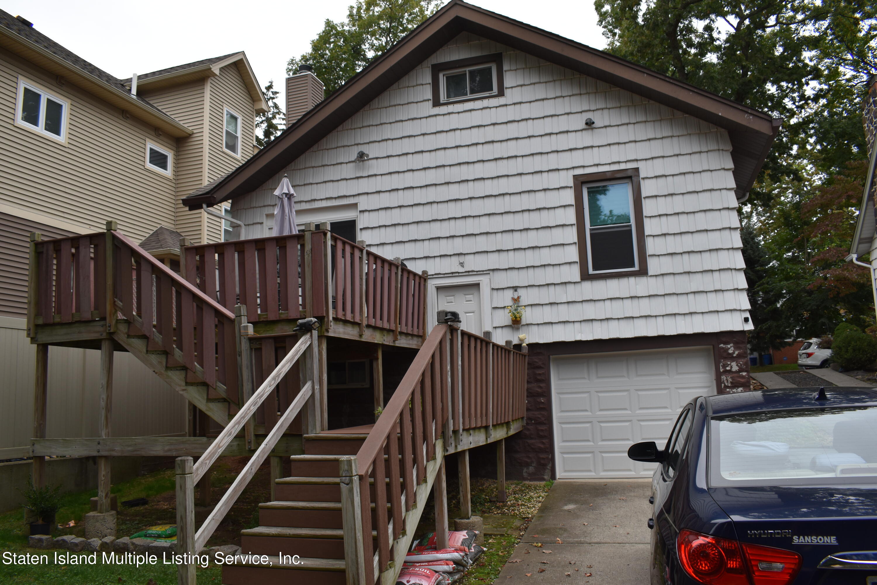 18 Edgewood Road Staten Island, NY 10308 - Photo 4 of 39 DSC_0725