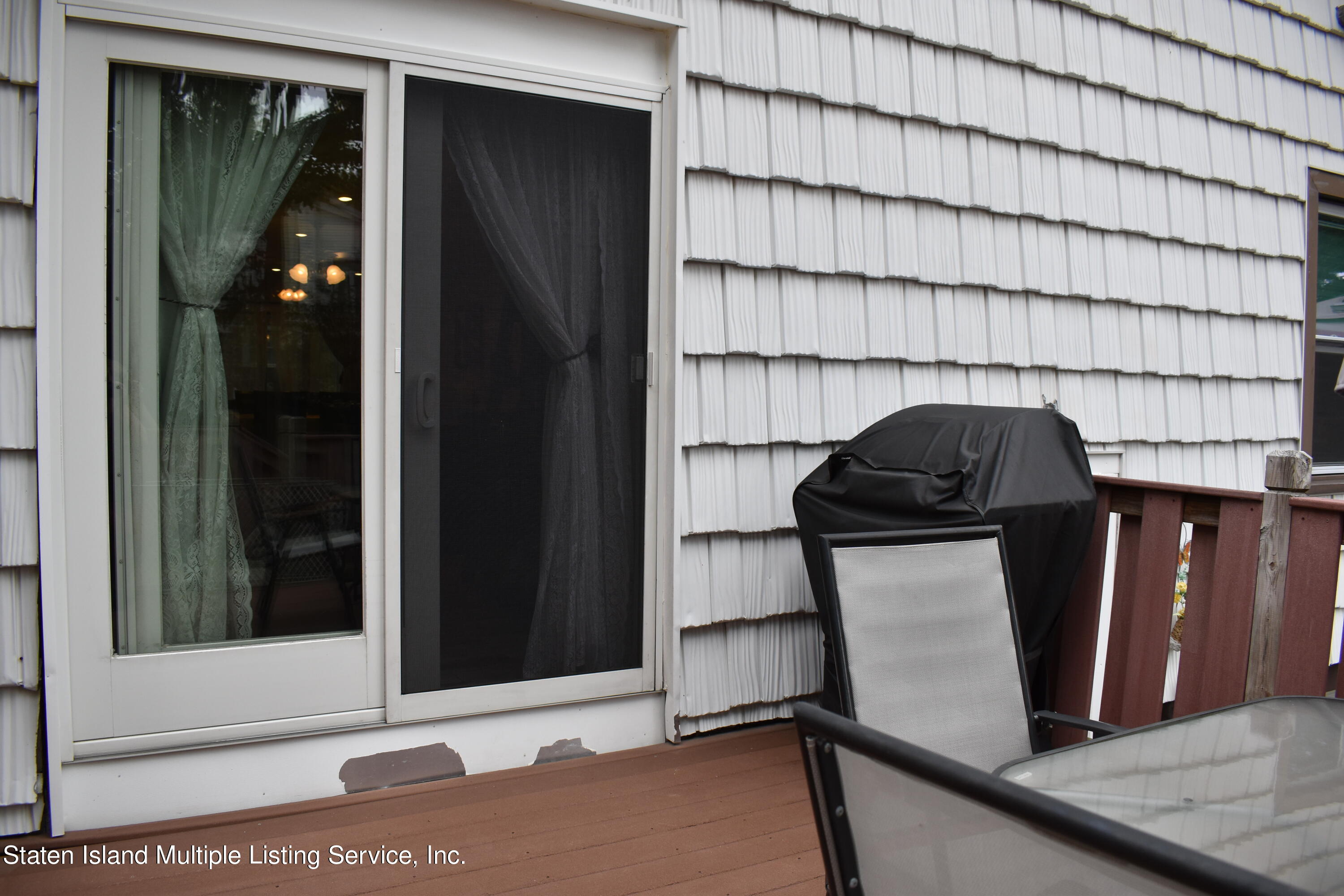 18 Edgewood Road Staten Island, NY 10308 - Photo 6 of 39 DSC_0780