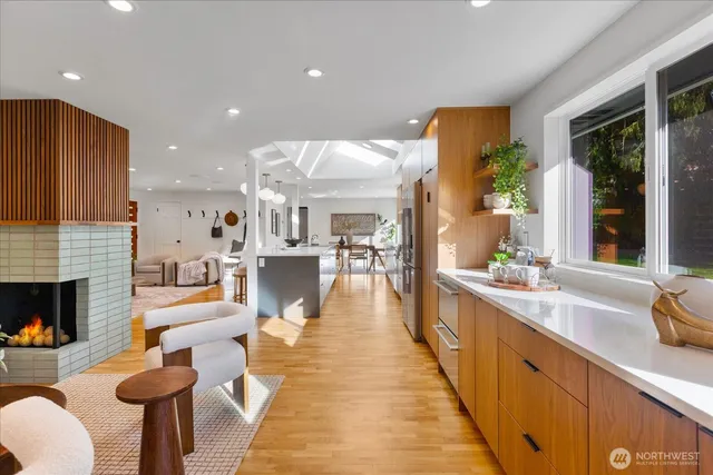 $1,350,000 | 23609 110th Place West, Woodway, WA 98020