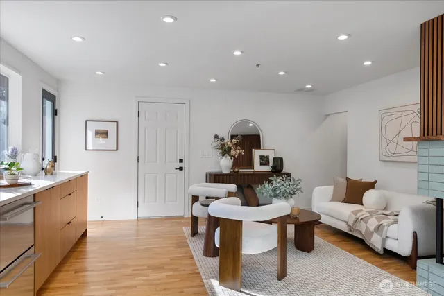 $1,350,000 | 23609 110th Place West, Woodway, WA 98020