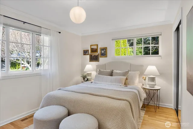 $1,350,000 | 23609 110th Place West, Woodway, WA 98020