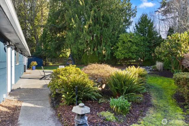 $1,350,000 | 23609 110th Place West, Woodway, WA 98020