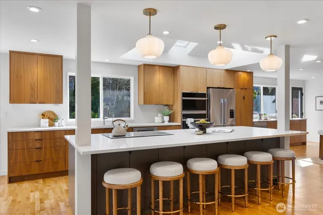 $1,350,000 | 23609 110th Place West, Woodway, WA 98020