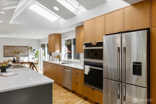 $1,350,000 | 23609 110th Place West, Woodway, WA 98020