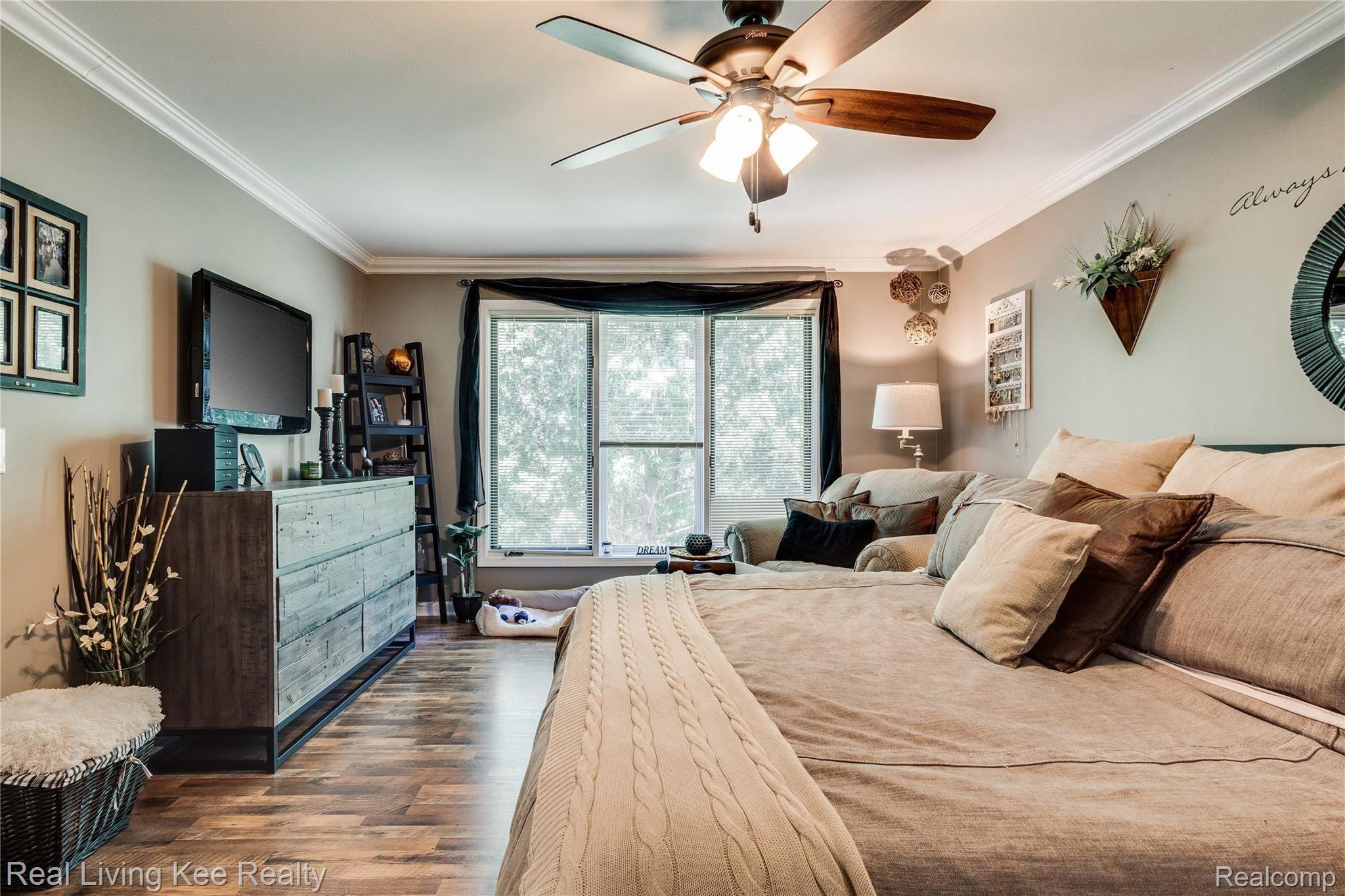 2786 Broadmoor Drive Rochester, MI 48309 - Photo 33 of 70 Interiors (28 of 45).jpg
